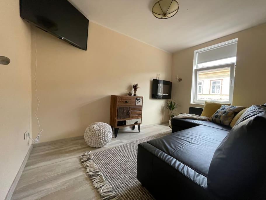 Prime 2Br/Ba Apt Next To Main Station & Olympic Center Liepaja Exterior photo